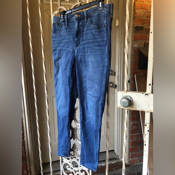 Madewell 10” Roadtripper Jeans - Picture 6 of 6